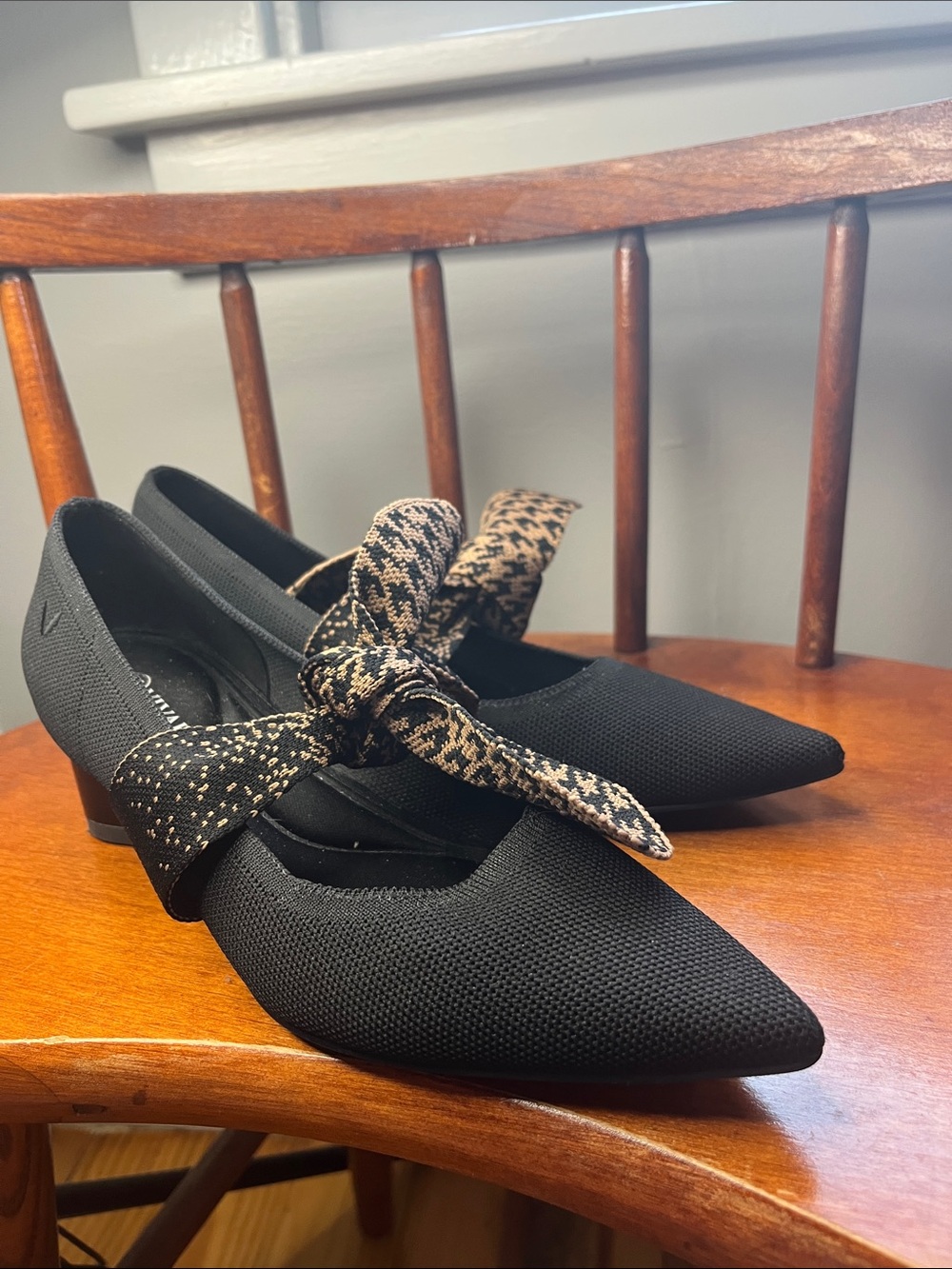 VIVAIA Aurora Pointed Toe Block Heels Black Knit Houndstooth Bow Size 35